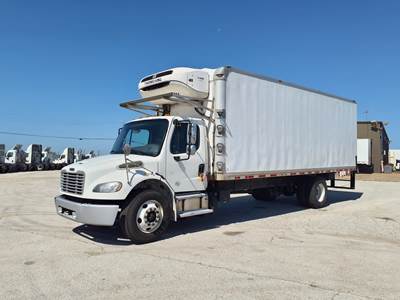 Freightliner M2 106 24 ft Refrigerated Truck - 240HP, 6 Speed Automatic