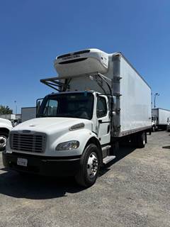 Freightliner M2 106 26 ft Refrigerated Truck - 240HP, 9 Speed Automatic