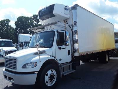 Freightliner M2 106 26 ft Refrigerated Truck - 240HP, 9 Speed Automatic, Liftgate