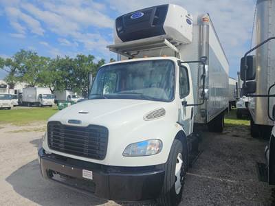 Freightliner M2 106 26 ft Refrigerated Truck - 240HP, 9 Speed Automatic
