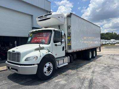 Freightliner M2 106 24 ft Refrigerated Truck - 325HP, 6 Speed Automatic