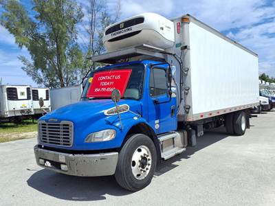 Freightliner M2 106 26 ft Refrigerated Truck - 280HP, 6 Speed Automatic, Liftgate