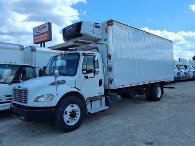 Freightliner M2 106 22 ft Refrigerated Truck - 260HP, 6 Speed Automatic