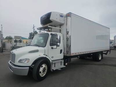 Freightliner M2 106 26 ft Refrigerated Truck - 240HP, 7 Speed Automatic, Liftgate