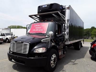 Freightliner M2 106 26 ft Refrigerated Truck - 260HP, 6 Speed Automatic, Liftgate