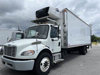 Freightliner M2 106 26 ft Refrigerated Truck - 240HP, 6 Speed Automatic, Liftgate