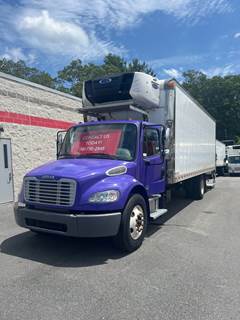 Freightliner M2 106 26 ft Refrigerated Truck - 230HP, 6 Speed Automatic, Liftgate