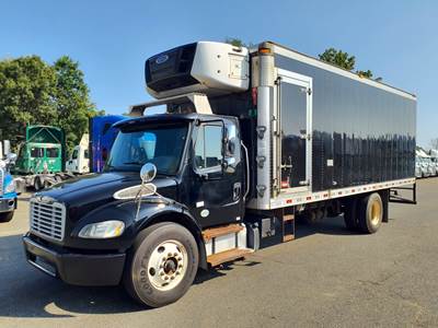Freightliner M2 106 24 ft Refrigerated Truck - 240HP, 9 Speed Automatic