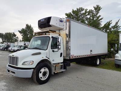 Freightliner M2 106 26 ft Refrigerated Truck - 240HP, 9 Speed Automatic, Liftgate