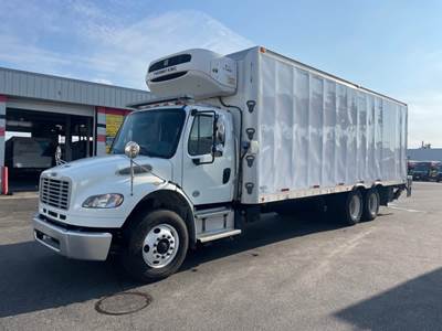 Freightliner M2 106 28 ft Refrigerated Truck - 350HP, 6 Speed Automatic, Liftgate