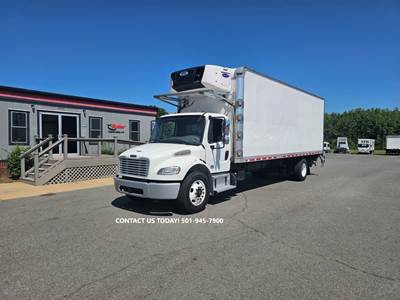 Freightliner M2 106 26 ft Refrigerated Truck - 280HP, 9 Speed Automatic, Liftgate