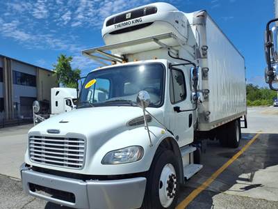 Freightliner M2 106 22 ft Refrigerated Truck - 260HP, 6 Speed Automatic