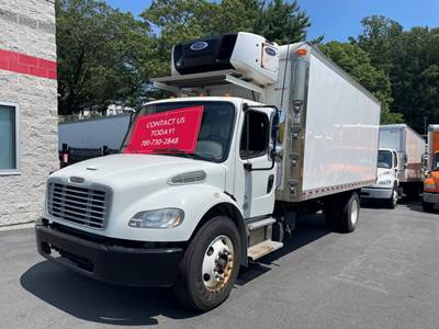 Freightliner M2 106 20 ft Refrigerated Truck - 260HP, 6 Speed Automatic