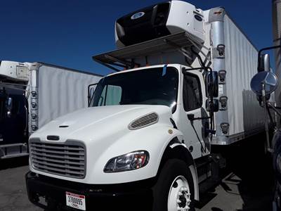 Freightliner M2 106 26 ft Refrigerated Truck - 240HP, 9 Speed Automatic, Liftgate