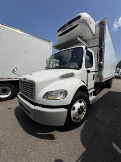 Freightliner M2 106 26 ft Refrigerated Truck - 240HP, 6 Speed Automatic, Liftgate