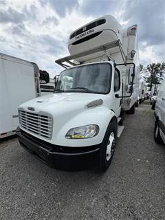 Freightliner M2 106 26 ft Refrigerated Truck - 240HP, 9 Speed Automatic, Liftgate