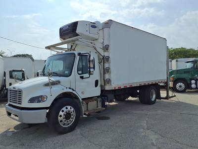 Freightliner M2 106 18 ft Refrigerated Truck - 240HP, 6 Speed Automatic, Liftgate