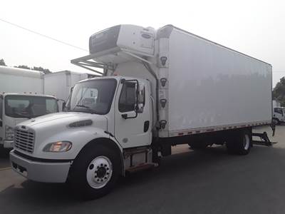 Freightliner M2 106 26 ft Refrigerated Truck - 240HP, 6 Speed Automatic, Liftgate