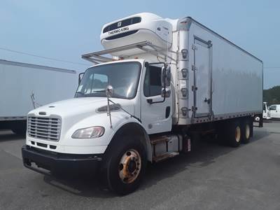 Freightliner M2 106 26 ft Refrigerated Truck - 330HP, 6 Speed Automatic