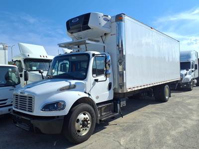Freightliner M2 106 26 ft Refrigerated Truck - 240HP, 9 Speed Automatic, Liftgate