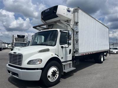 Freightliner M2 106 26 ft Refrigerated Truck - 240HP, 9 Speed Automatic, Liftgate