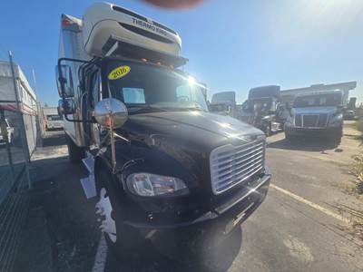Freightliner M2 106 14 ft Refrigerated Truck - 220HP, 6 Speed Manual