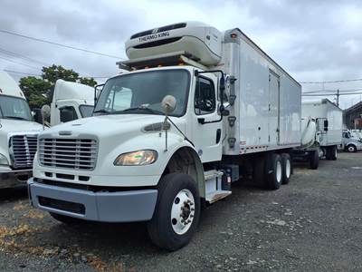 Freightliner M2 106 24 ft Refrigerated Truck - 350HP, 6 Speed Automatic