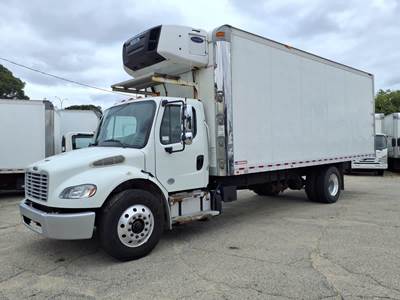 Freightliner M2 106 24 ft Refrigerated Truck - 240HP, 6 Speed Automatic