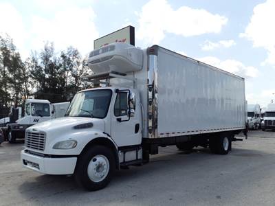 Freightliner M2 106 26 ft Refrigerated Truck - 280HP, 6 Speed Automatic, Liftgate