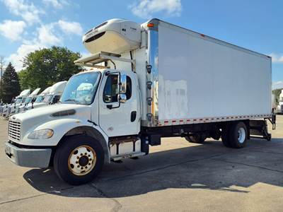 Freightliner M2 106 24 ft Refrigerated Truck - 240HP, 6 Speed Automatic, Liftgate