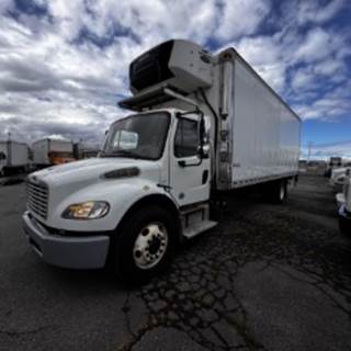 Freightliner M2 106 26 ft Refrigerated Truck - 240HP, 9 Speed Automatic, Liftgate