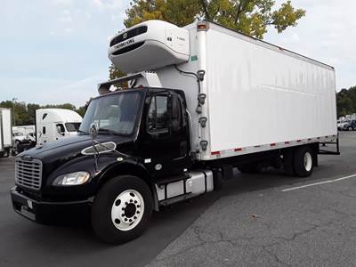Freightliner M2 106 26 ft Refrigerated Truck - 260HP, 9 Speed Automatic