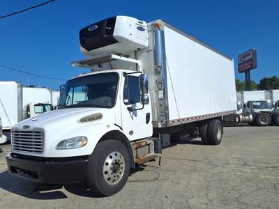 Freightliner M2 106 24 ft Refrigerated Truck - 240HP, 6 Speed Automatic