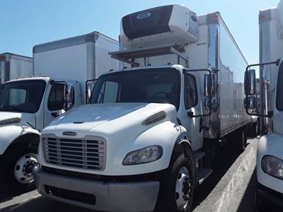 Freightliner M2 106 26 ft Refrigerated Truck - 240HP, 6 Speed Automatic, Liftgate