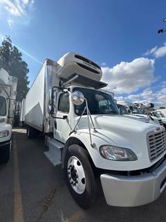 Freightliner M2 106 24 ft Refrigerated Truck - 230HP, 6 Speed Automatic, Liftgate