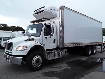 Freightliner M2 106 26 ft Refrigerated Truck - 350HP, 6 Speed Automatic, Liftgate