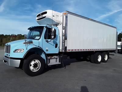 Freightliner M2 106 26 ft Refrigerated Truck - 330HP, 6 Speed Automatic, Liftgate