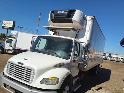 Freightliner M2 106 26 ft Refrigerated Truck - 240HP, 9 Speed Automatic, Liftgate