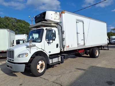 Freightliner M2 106 24 ft Refrigerated Truck - 270HP, 6 Speed Automatic