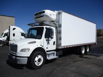 Freightliner M2 106 26 ft Refrigerated Truck - 270HP, 6 Speed Automatic, Liftgate