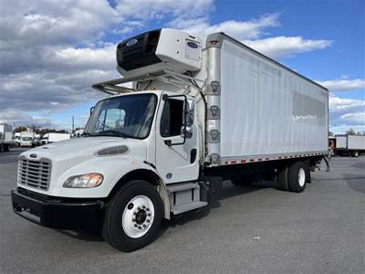 Freightliner M2 106 26 ft Refrigerated Truck - 240HP, 9 Speed Automatic, Liftgate