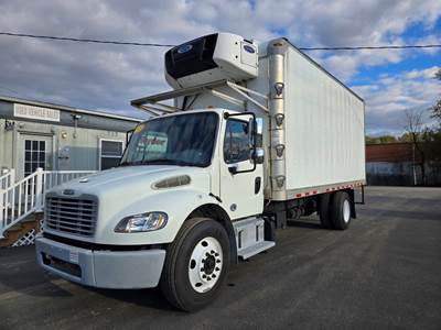 Freightliner M2 106 20 ft Refrigerated Truck - 240HP, 6 Speed Automatic