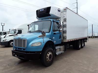 Freightliner M2 106 24 ft Refrigerated Truck - 270HP, 6 Speed Automatic, Liftgate