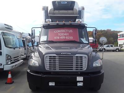 Freightliner M2 106 22 ft Refrigerated Truck - 240HP, 5 Speed Automatic, Liftgate