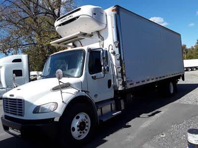Freightliner M2 106 22 ft Refrigerated Truck - 240HP, 5 Speed Automatic, Liftgate
