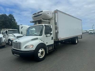 Freightliner M2 106 26 ft Refrigerated Truck - 240HP, 6 Speed Automatic
