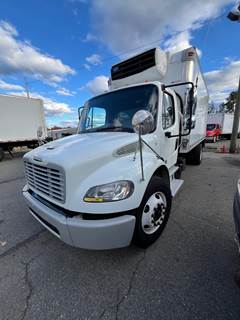 Freightliner M2 106 18 ft Refrigerated Truck - 240HP, 6 Speed Automatic