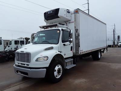 Freightliner M2 106 24 ft Refrigerated Truck - 270HP, 6 Speed Automatic, Liftgate