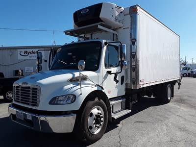 Freightliner M2 106 20 ft Refrigerated Truck - 240HP, 6 Speed Automatic, Liftgate