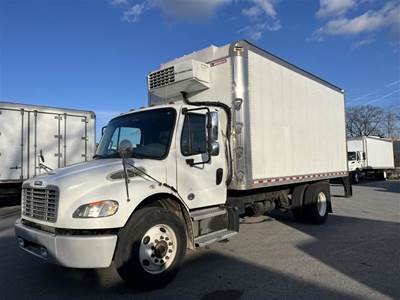 Freightliner M2 106 18 ft Refrigerated Truck - 240HP, 7 Speed Automatic